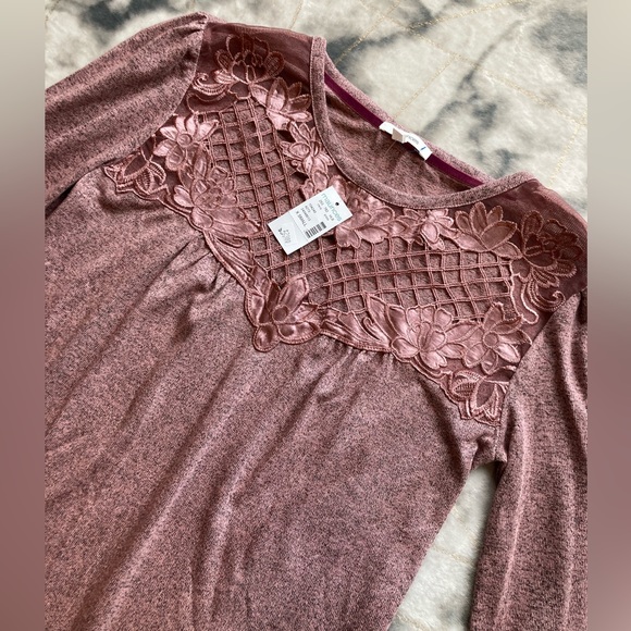 Maurices Long Sleeve Top - Picture 2 of 9